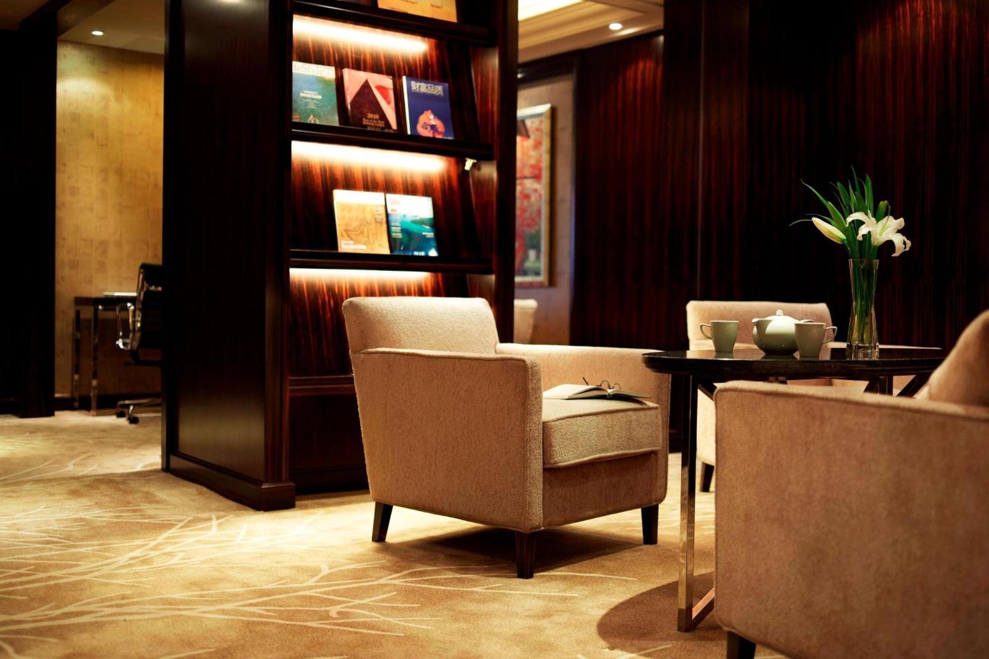Sheraton Shenzhen Futian Hotel Екстериор снимка