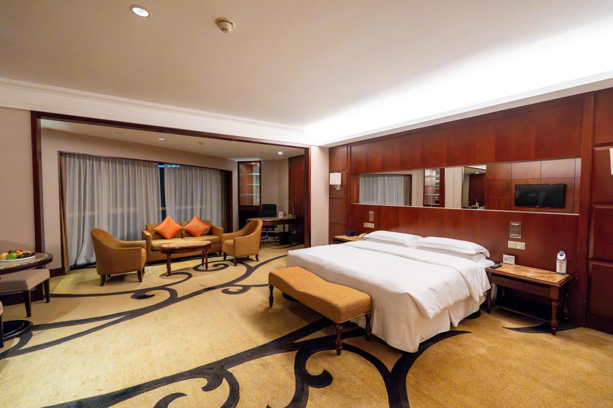 Sheraton Shenzhen Futian Hotel Екстериор снимка