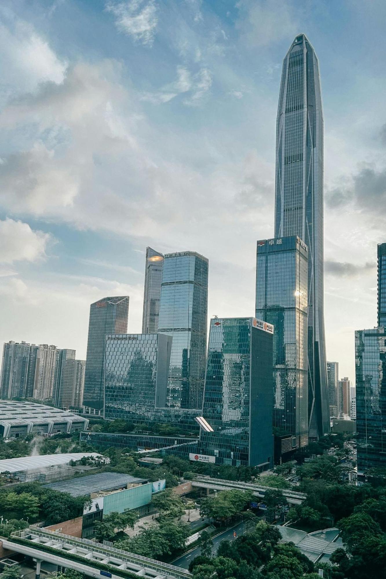 Sheraton Shenzhen Futian Hotel Екстериор снимка